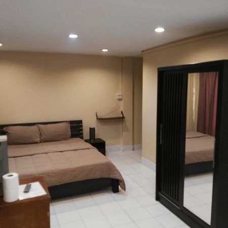 Jomtien Sunset Guesthouse Praia de Jomtien Exterior foto